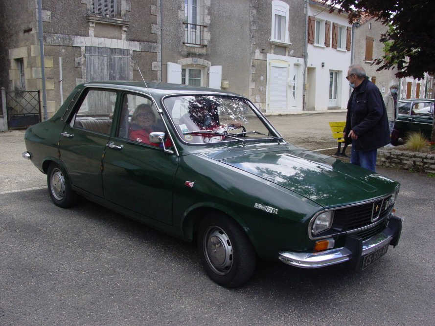 Exposition voitures anciennes mai 2021